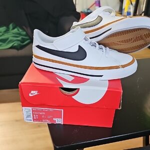 Nike Kids' Court Legacy Shoes - White and Black